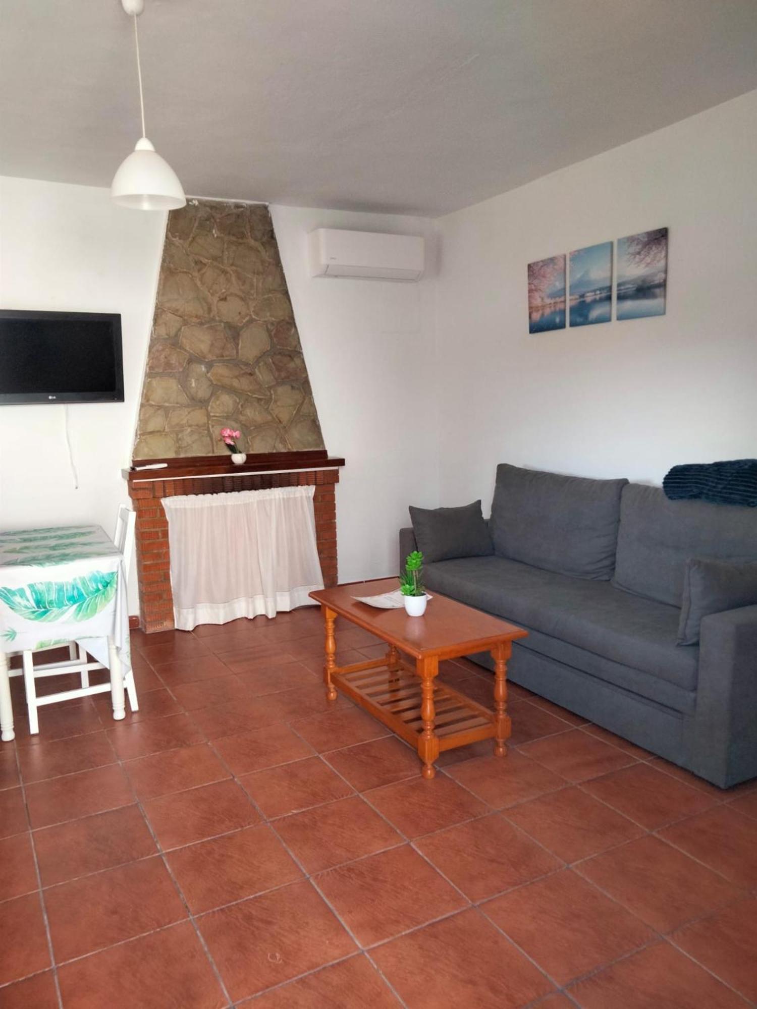 Apartament Adelfas *